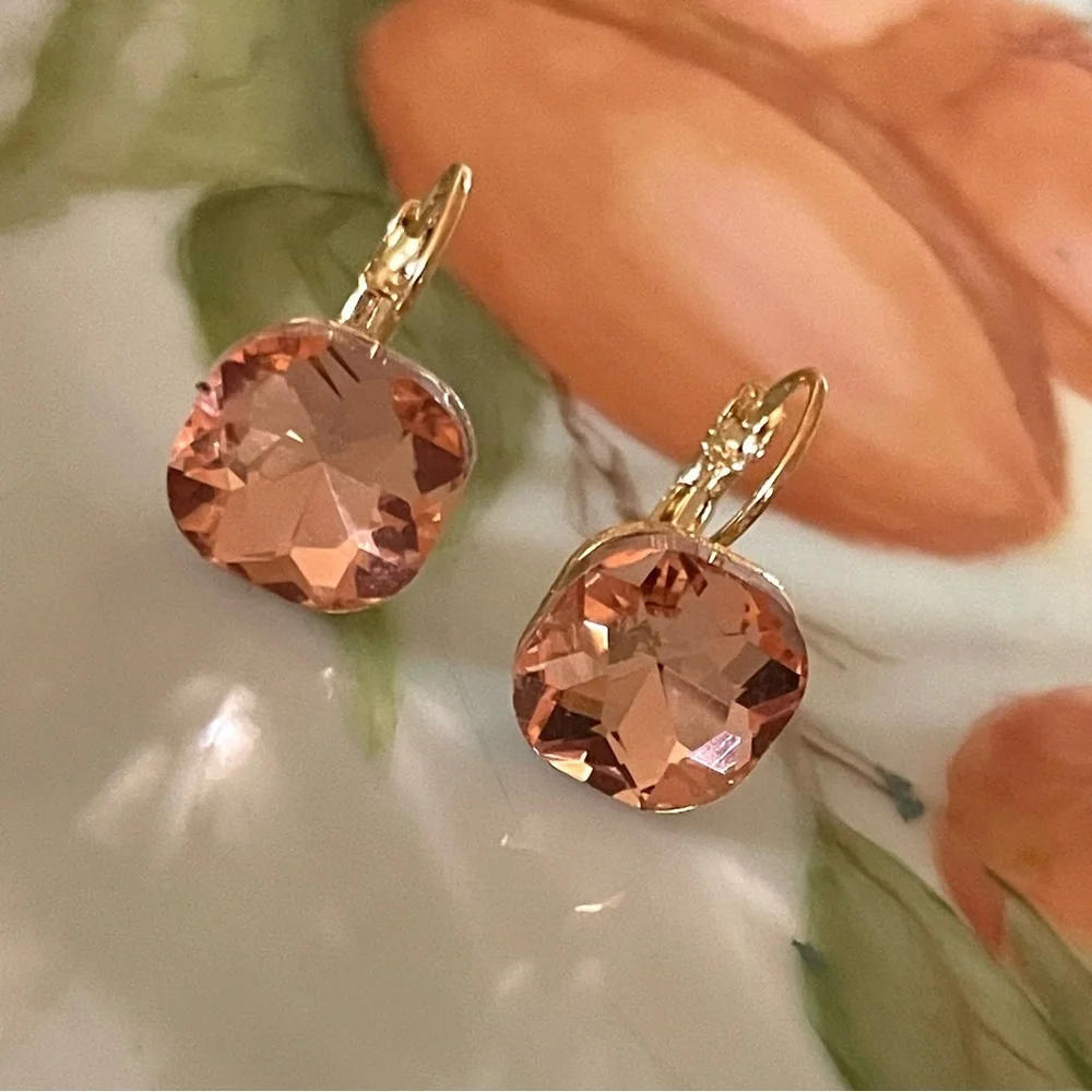 ✨Anthropologie Marielle Gemstone Earrings